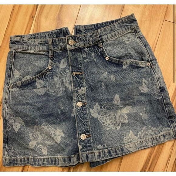 Free People Ray Printed Denim Skort Size 0 - Picture 3 of 5